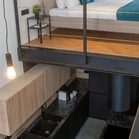 Apartament Cozy Loft With Balcony In