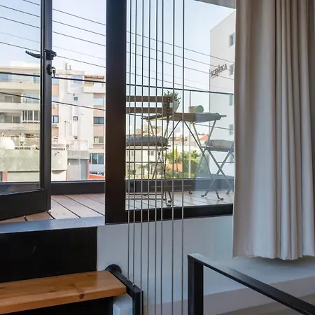 Lägenhet Cozy Loft With Balcony In Limassol
