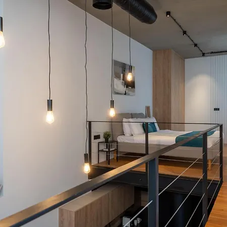 Cozy Loft With Balcony In * Limasol